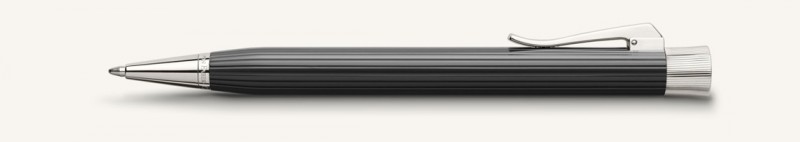 Kemijska olovka Intuition Platino fluted, crna
